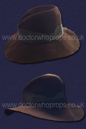 minature tardis prop